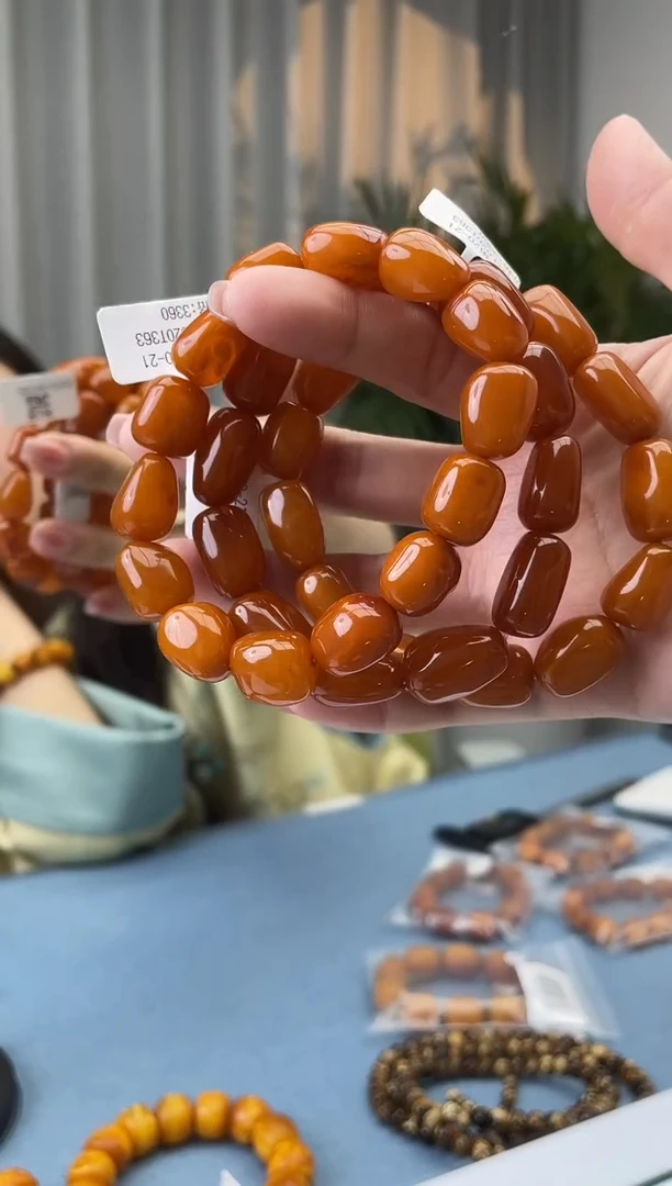 【闪购商品】蜜蜡珠宝奇石未镶嵌假一罚十，多样性发一件020