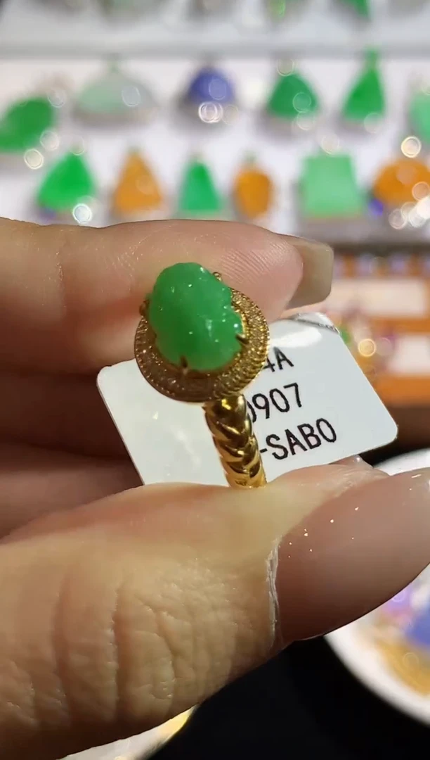 翡翠戒指18K金镶嵌L0907多样性发其一
