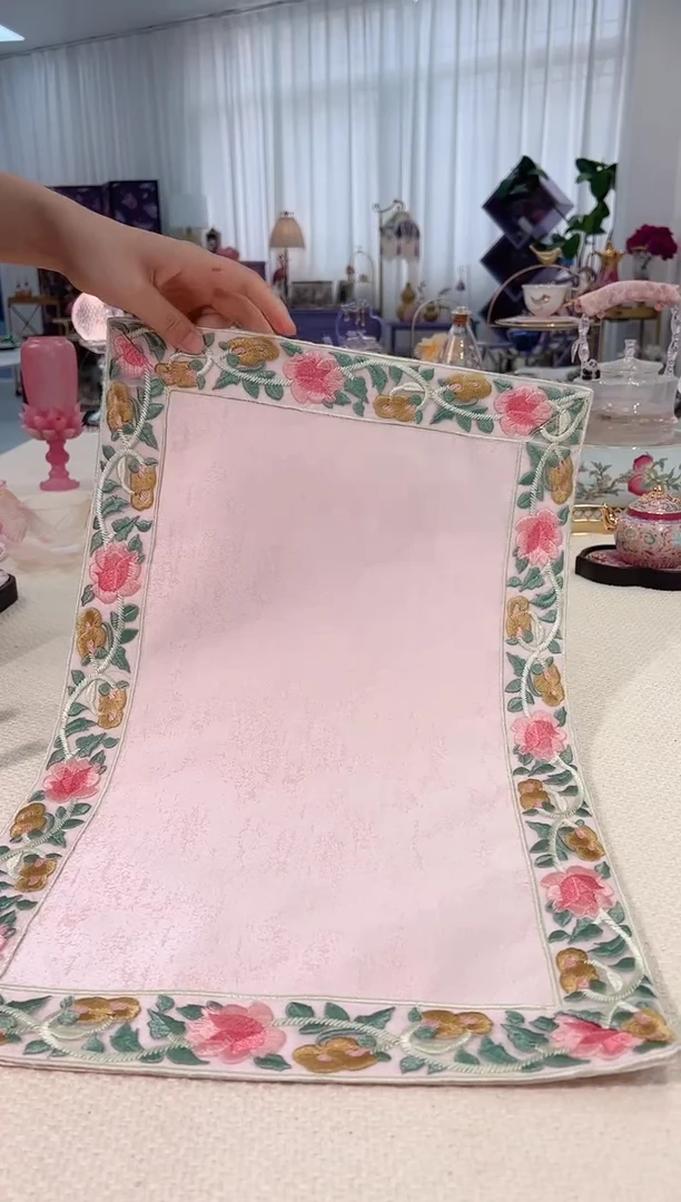 茶席如图------------粉