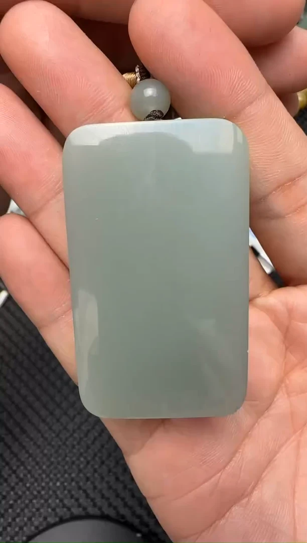 吊坠(赠链)未镶嵌和田玉无事牌