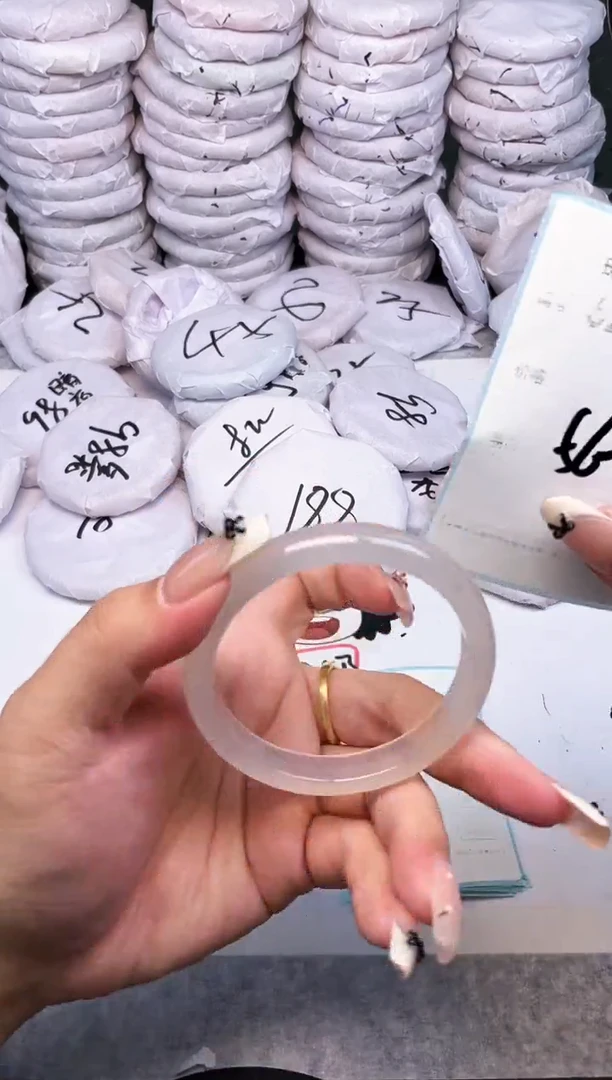 手镯玛瑙/玉髓未镶嵌627