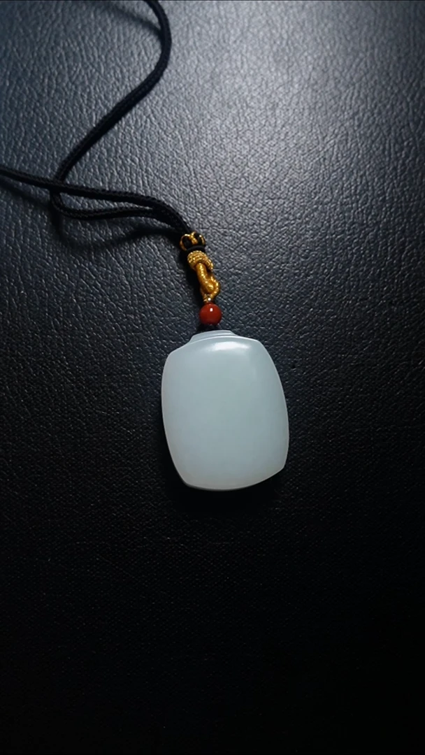 蜜蜡颈饰未镶嵌无事牌