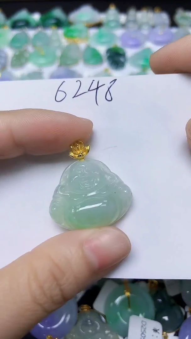 翡翠未镶嵌颈饰 天然缅甸翡翠A货