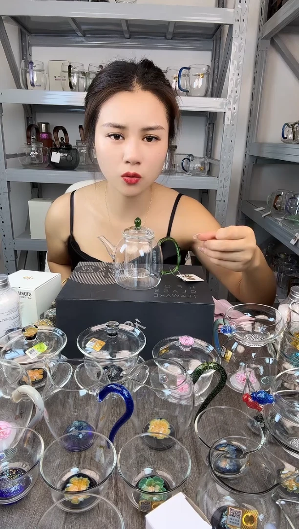 水晶玻璃无盖款禾器 宴臣壶 墨绿色