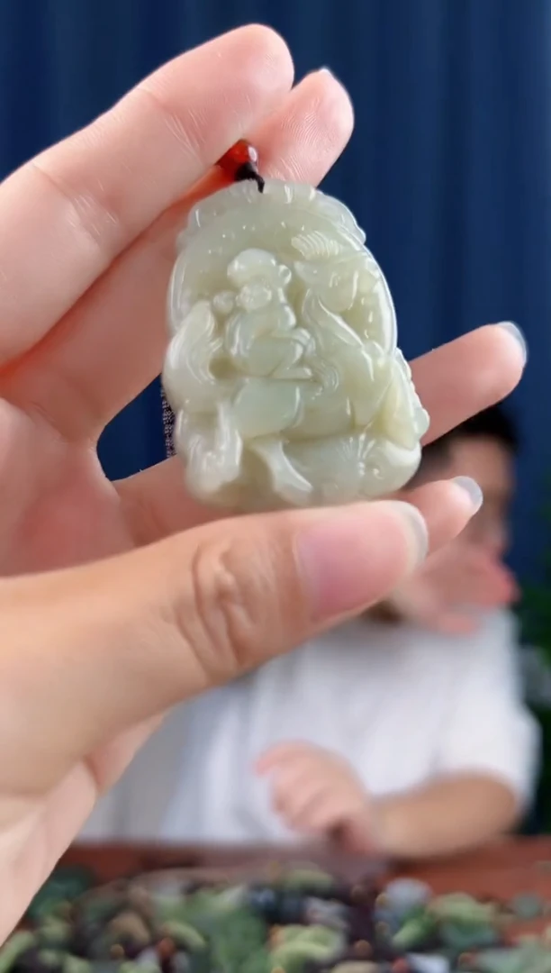 未镶嵌和田玉挂件拍一发一，多样性发货
