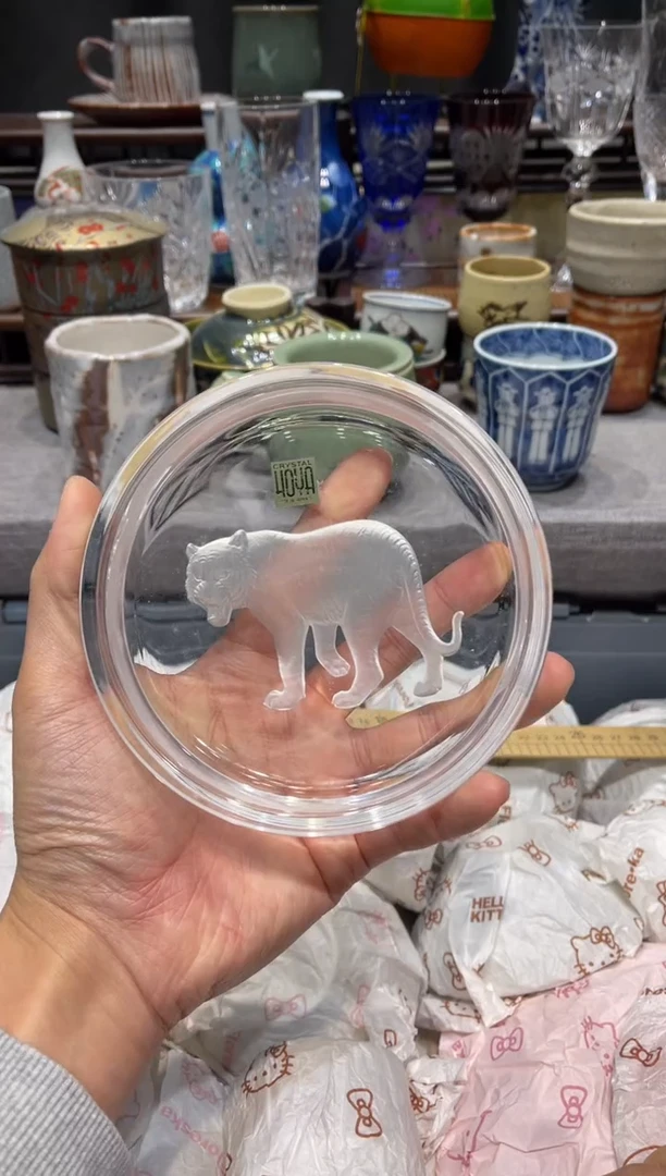瓷片豪雅水晶老虎钵