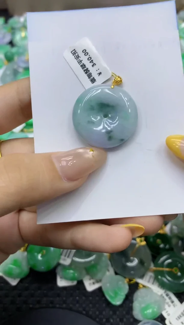 颈饰未镶嵌翡翠天然缅甸翡翠A货