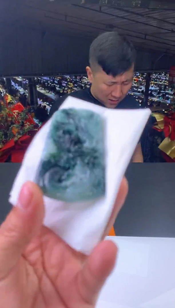 未镶嵌定制翡翠展**飞-2242