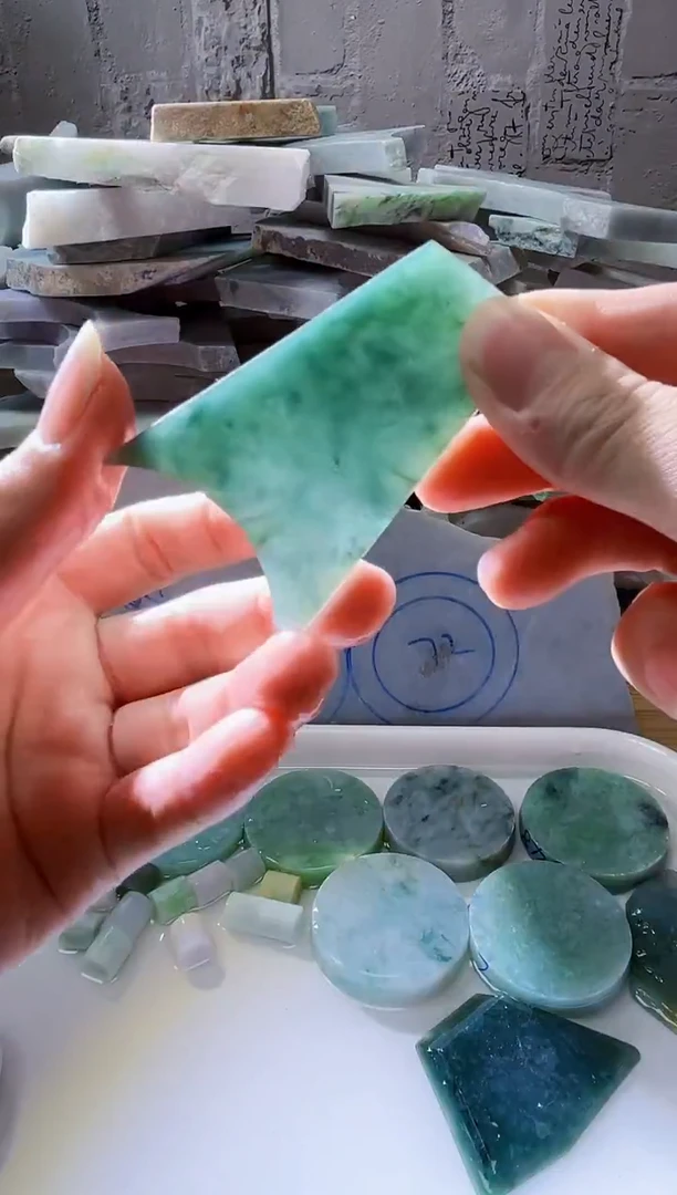 裸石翡翠天然翡翠A货古 南 438