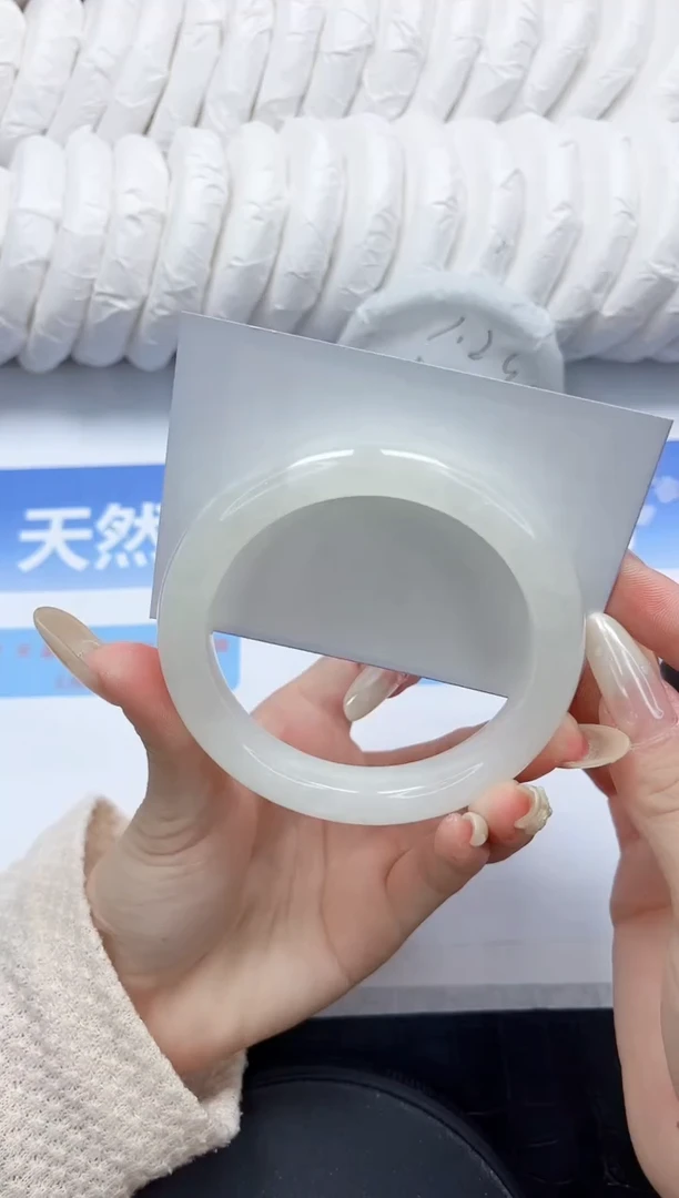 和田玉手镯未镶嵌116-58.2