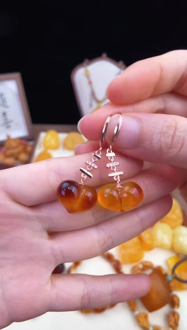 琥珀未镶嵌珠宝奇石柒月