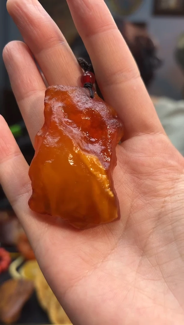 琥珀颈饰未镶嵌吊坠