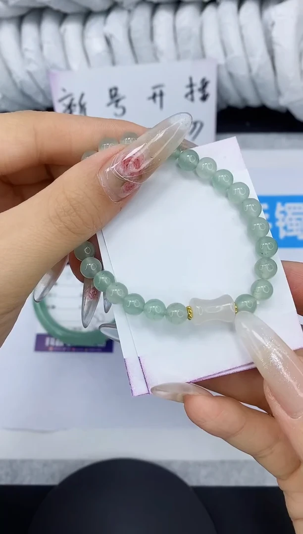 【闪购商品】石英质玉手串未镶嵌多样性发货-