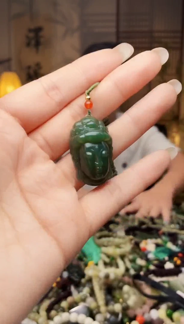 颈饰未镶嵌和田玉多样性发货，拍一发一