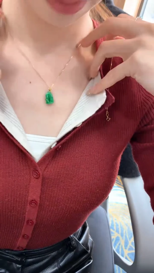 【闪购商品】翡翠吊坠(不含链)18K金镶嵌白菜