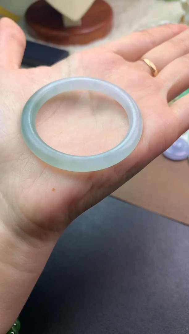 未镶嵌定制翡翠毛货