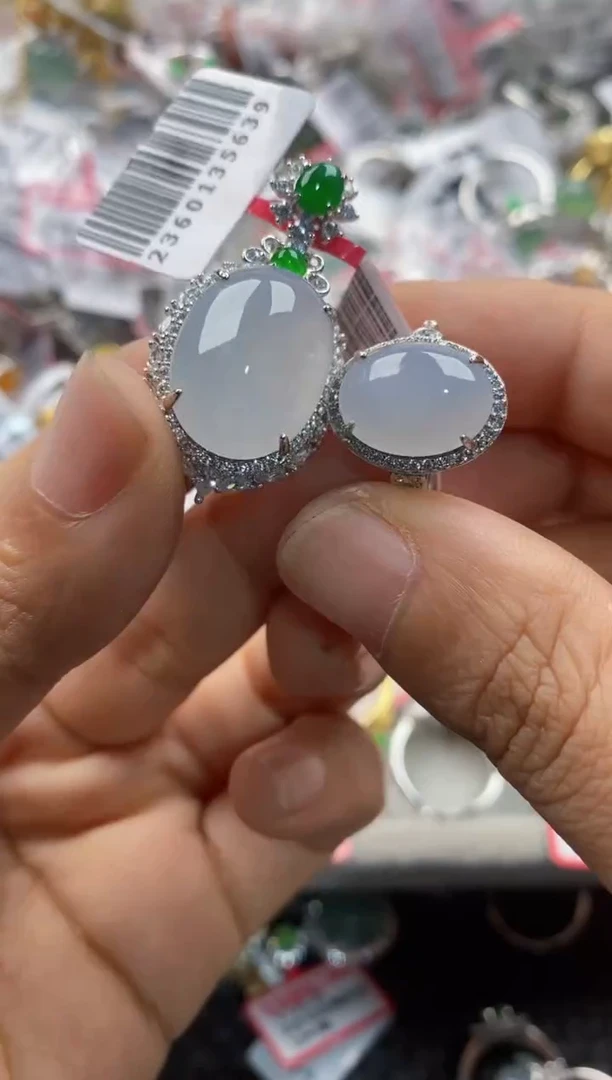 银S925镶嵌戒指翡翠111             8