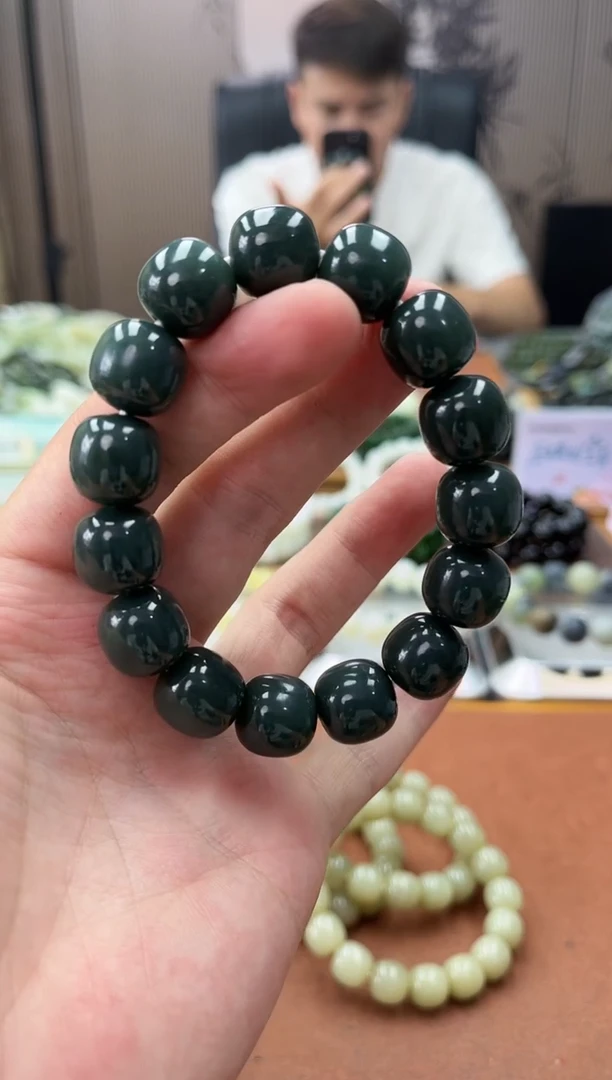 手链未镶嵌和田玉新疆且末孔雀蓝14