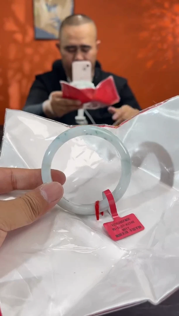 未镶嵌手镯翡翠6  57