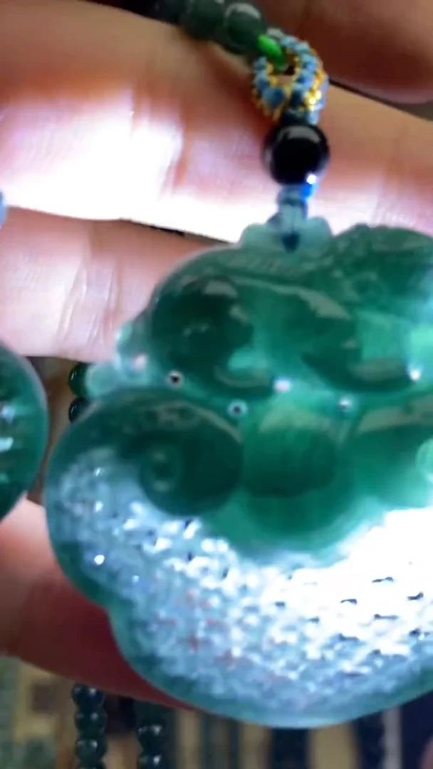 颈饰未镶嵌翡翠达**?********9