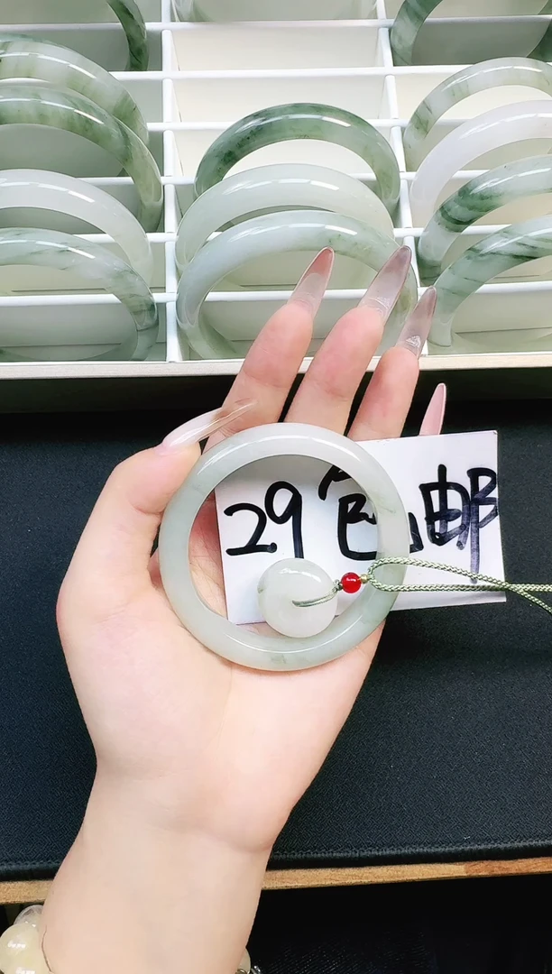 未镶嵌手镯石英质玉5-58