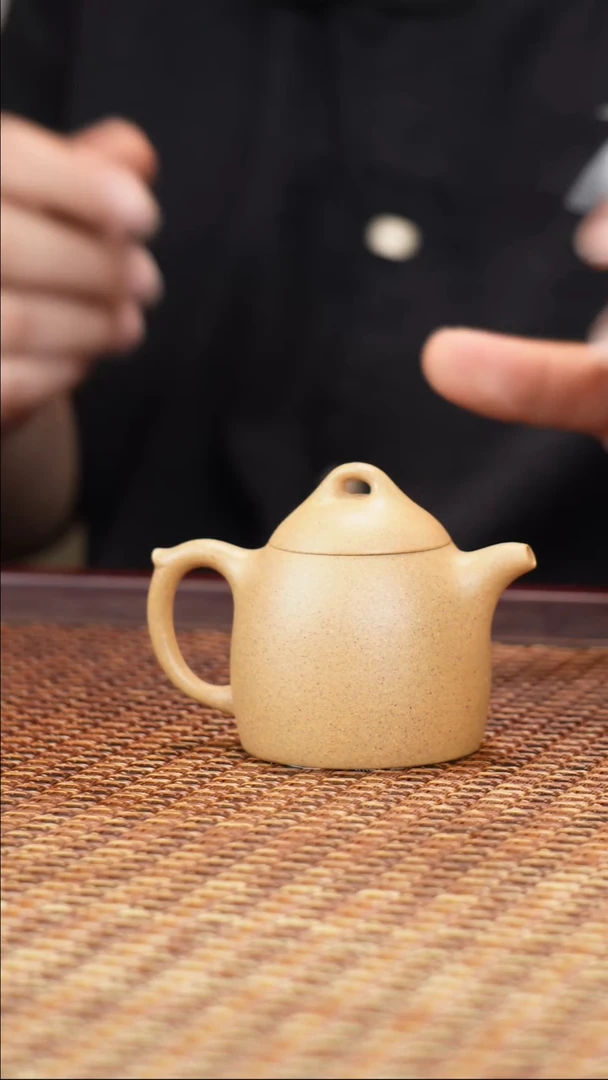 茶壶紫砂宜兴紫砂黄金段秦权