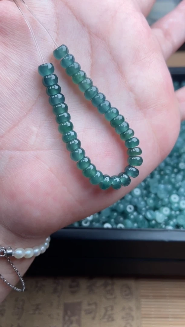 【闪购商品】翡翠手链未镶嵌算盘珠深色