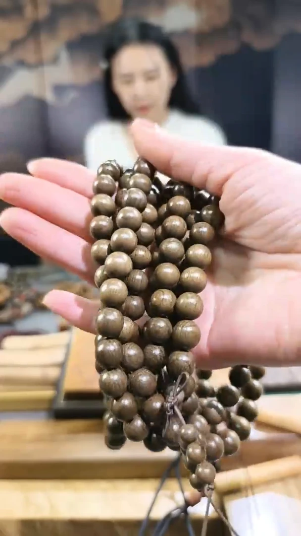 【闪购商品】金丝楠1.0阴沉绿多圈108