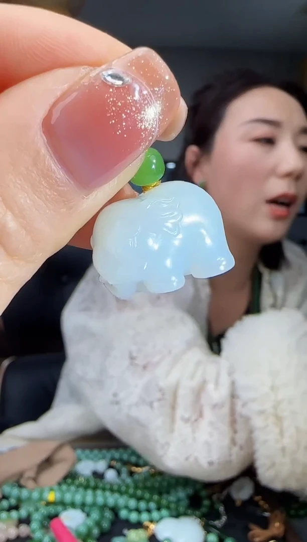 吊坠(不含链)未镶嵌和田玉1