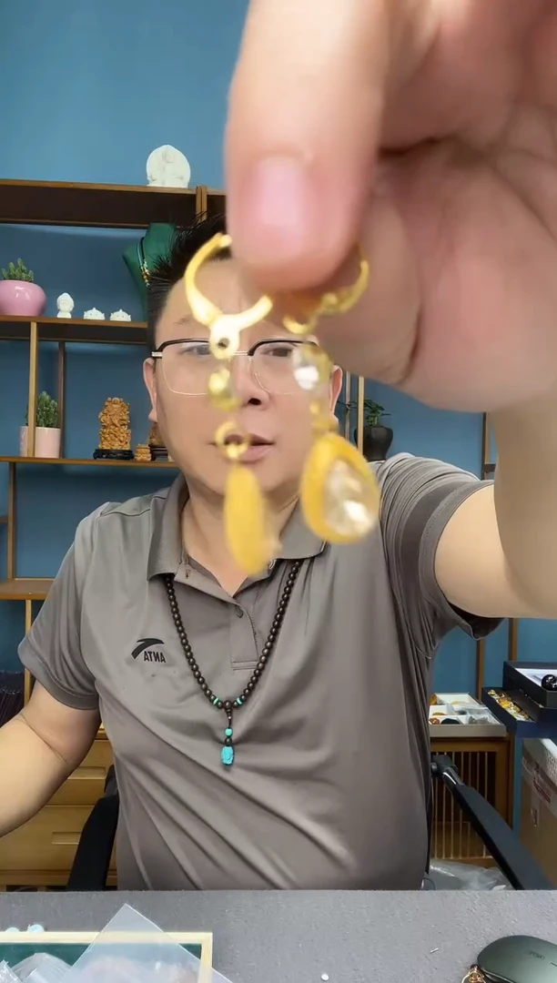 未镶嵌琥珀裸石12（有瑕介意勿拍）