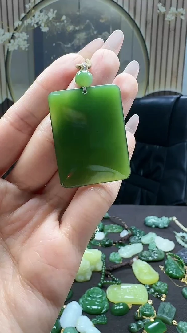 未镶嵌和田玉挂件1