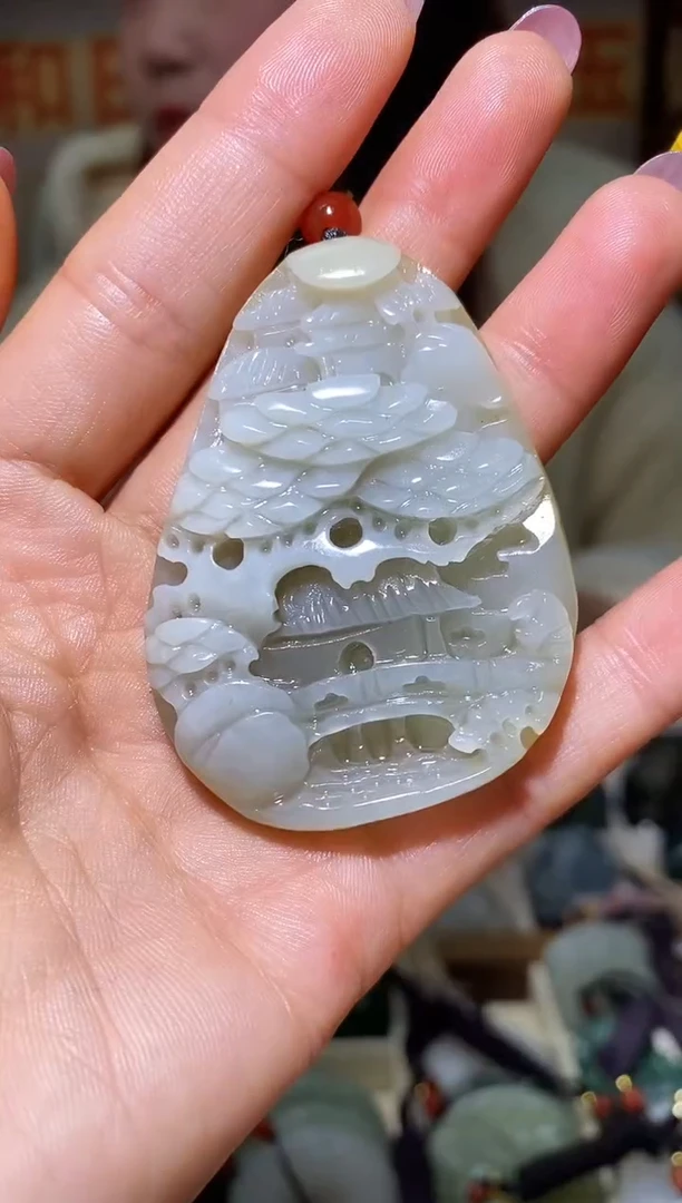 颈饰未镶嵌和田玉1