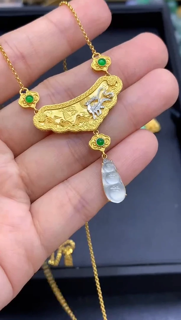 颈饰18K金镶嵌翡翠712-中国好珍宝