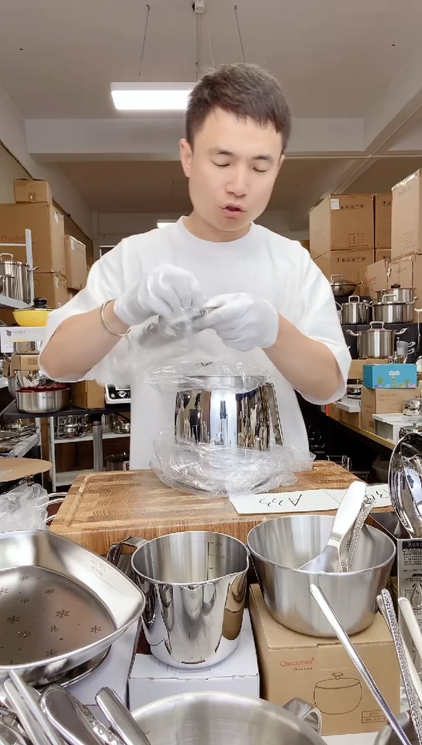 A33 微瑕卓德铭2L油壶