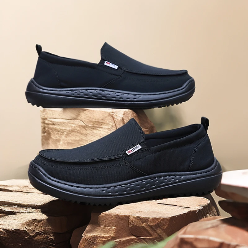 黑色布鞋男厚底超轻软底一脚蹬懒人鞋春夏季透气上班男鞋运动布鞋