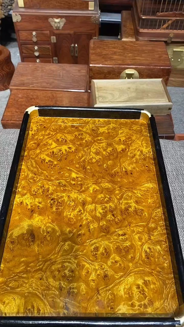 【闪购商品】香樟木木艺茶盘一个