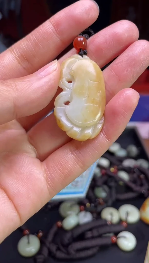 颈饰未镶嵌和田玉123