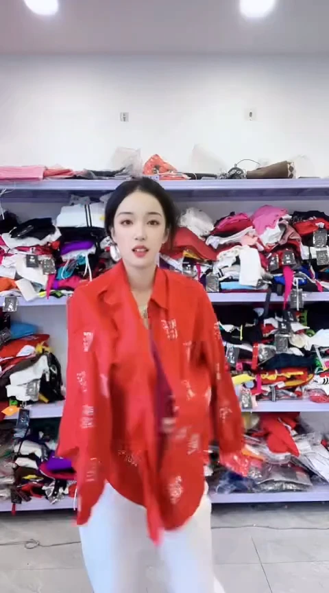 闪电购精品女装福利 85xl