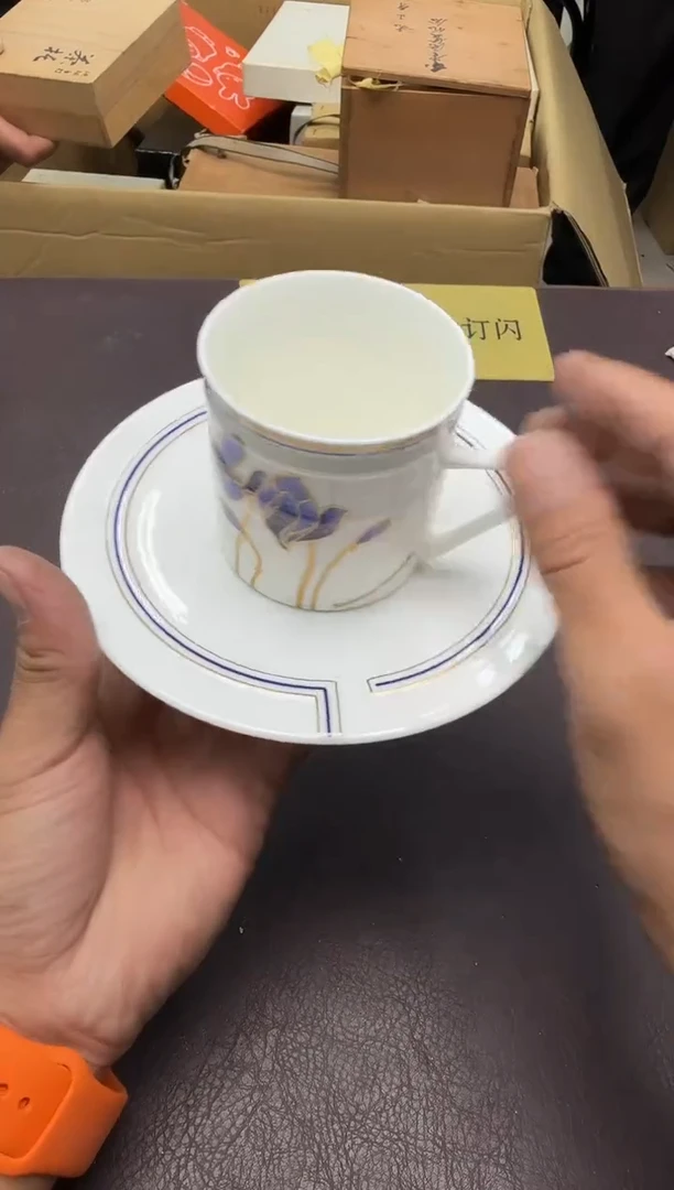 琉璃手工艺品韩****队313