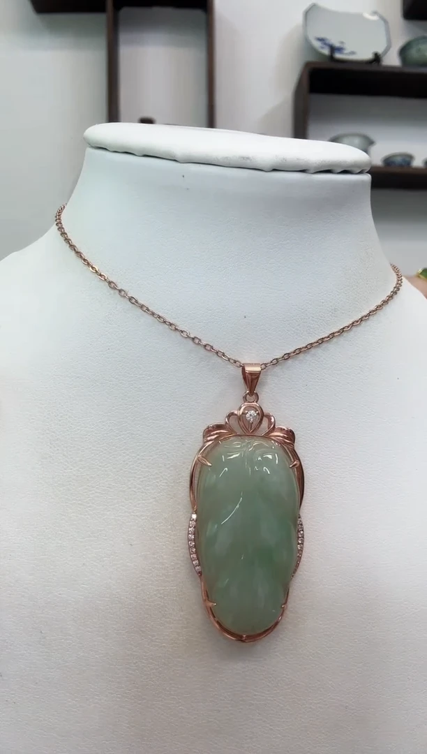 吊坠(赠链)银S925镶嵌翡翠小叶子玫瑰边