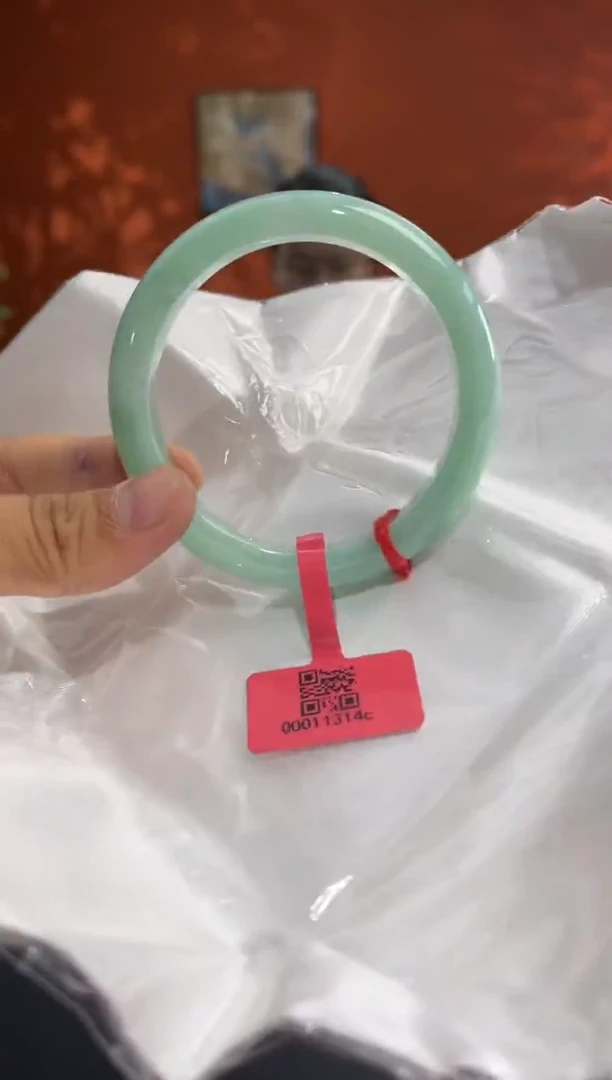 未镶嵌手镯翡翠翡翠手镯 57