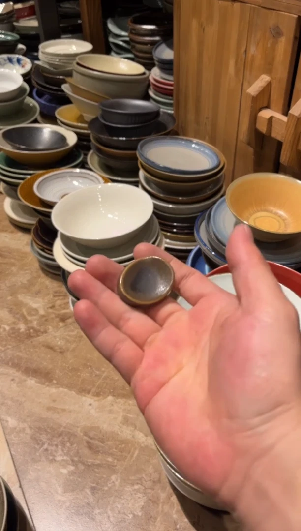 【闪购商品】瓷片64 元宝的筷架2个