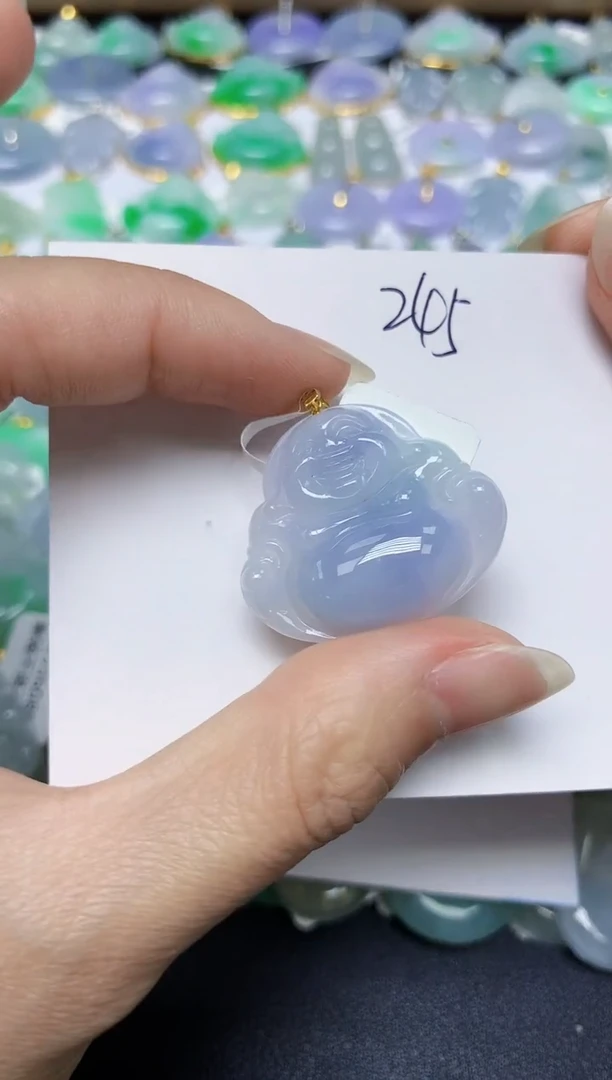 翡翠18K金镶嵌颈饰天然缅甸翡翠A货