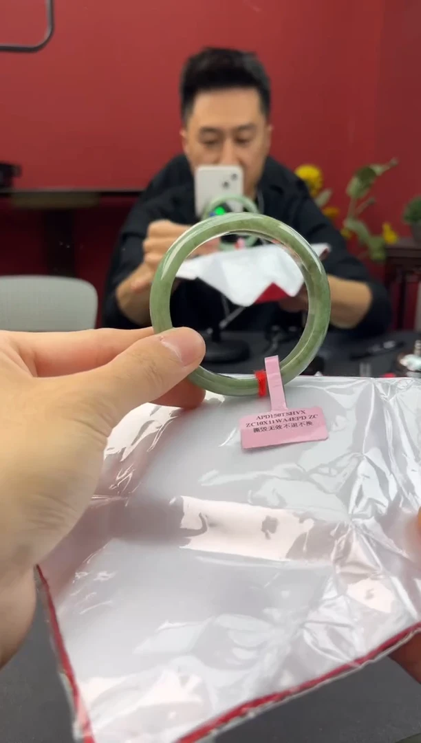 未镶嵌手镯翡翠6 56