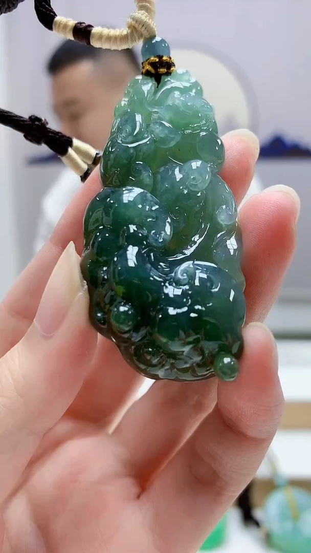 未镶嵌定制翡翠4898zm-毛货挂件218