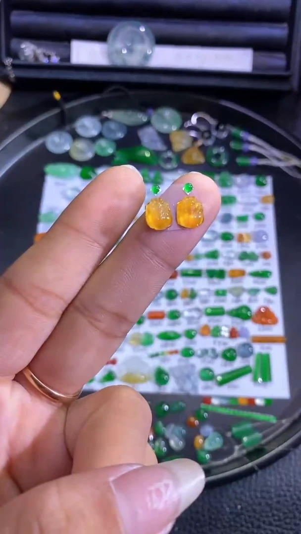 未镶嵌挂件翡翠貔貅