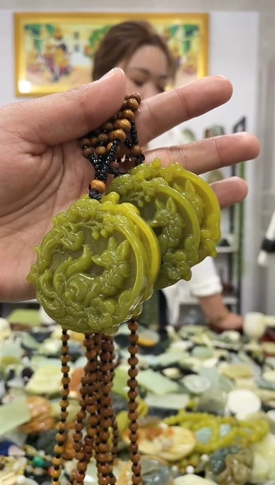 岫玉未镶嵌吊坠多样性发货其中发一件