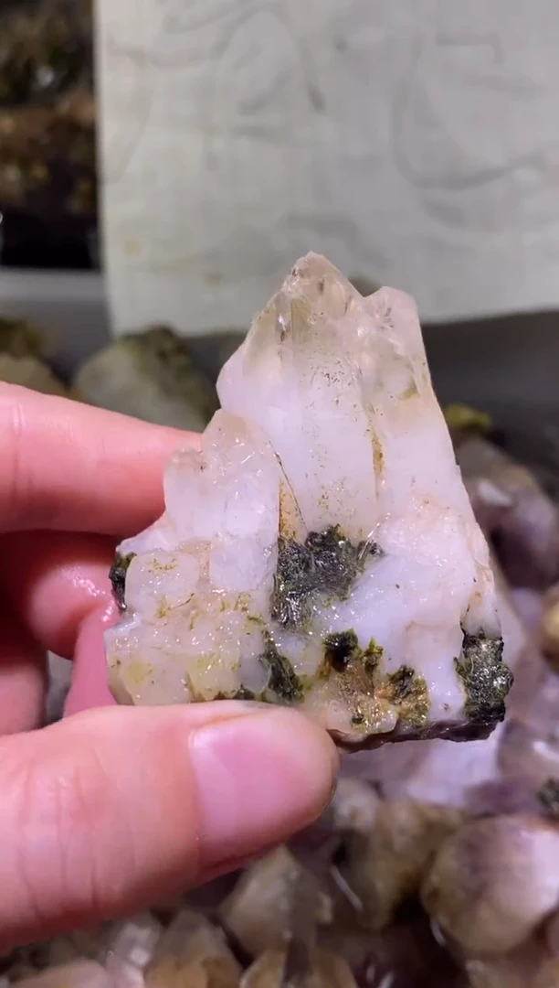 未镶嵌珠宝半成品水晶12号82g四川美姑超七花园水晶