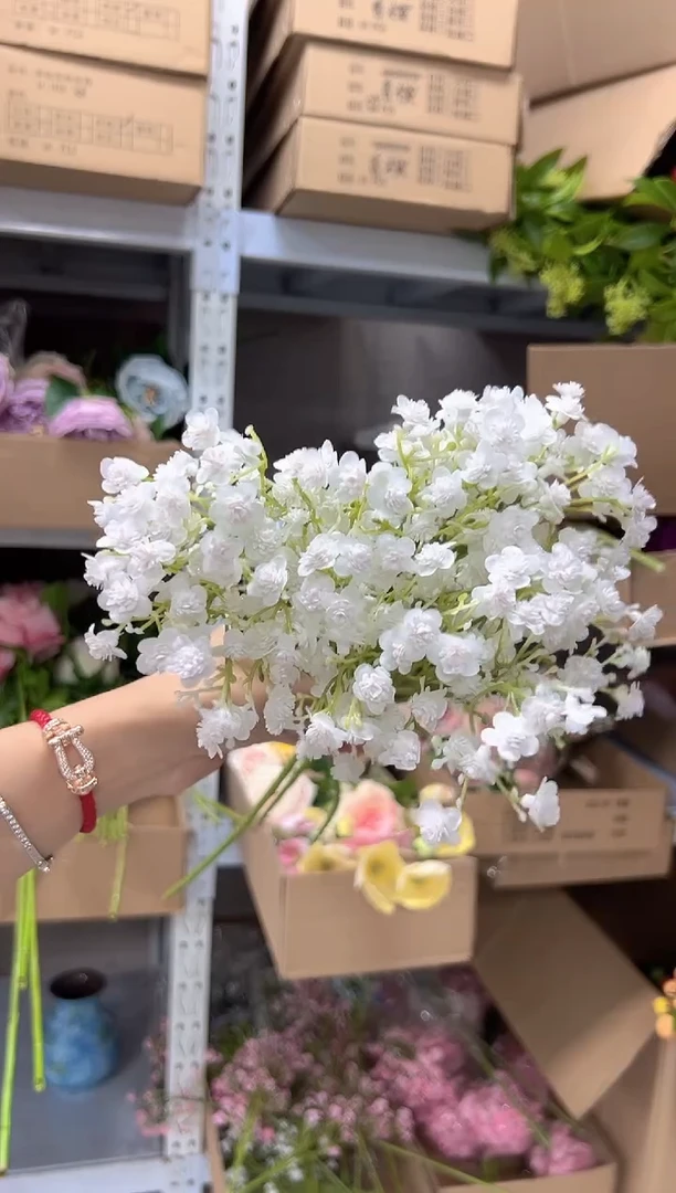 3枝白色满天星组合