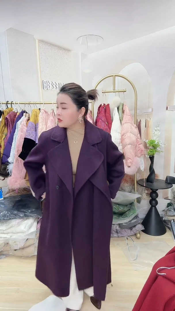 28号紫色长款羊绒大衣1件
